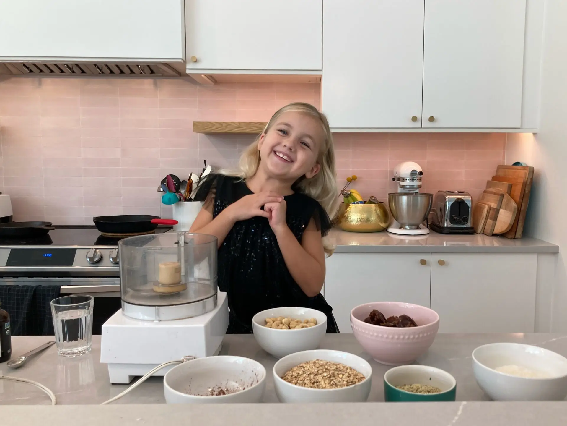 Edna makes... Vegan Chocolate Balls